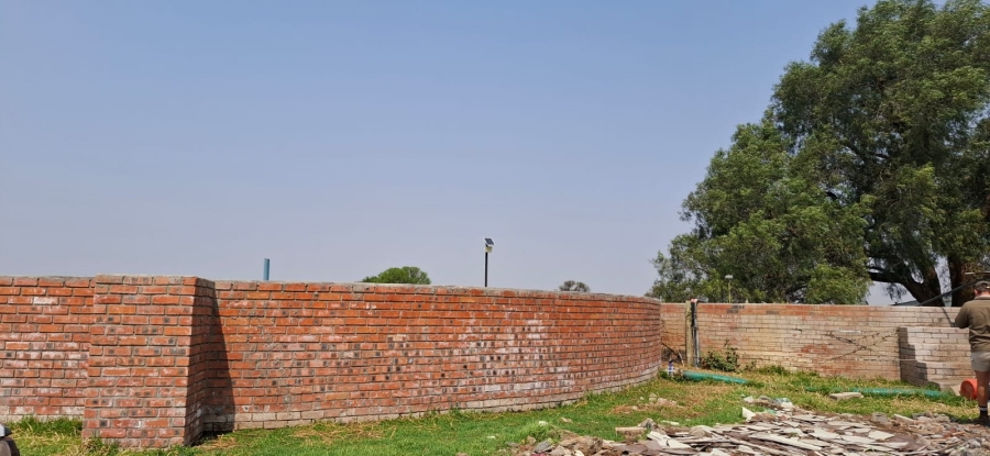  Bedroom Property for Sale in Bainsvlei Free State